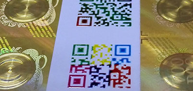 �߱������г������Ĳ�ɫ��ά�������