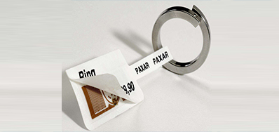 ��ǩ��ҵͨ�ױ�ǩ������RFID��ǩ֮��Ľ���