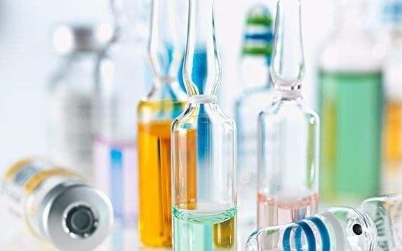 UV�������ҽҩ��ҵ�Ĺ�ϵ��״