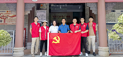 ������ʱ��֧��ح������һ�����������������С�ο�ʻ������˻