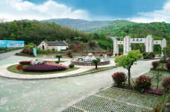 杨艺集团全资收购荆州苍南玉龙园|打造公墓投资、运营治理新范例