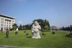 杨艺雕塑：陵寝中的汗青与文化交响
