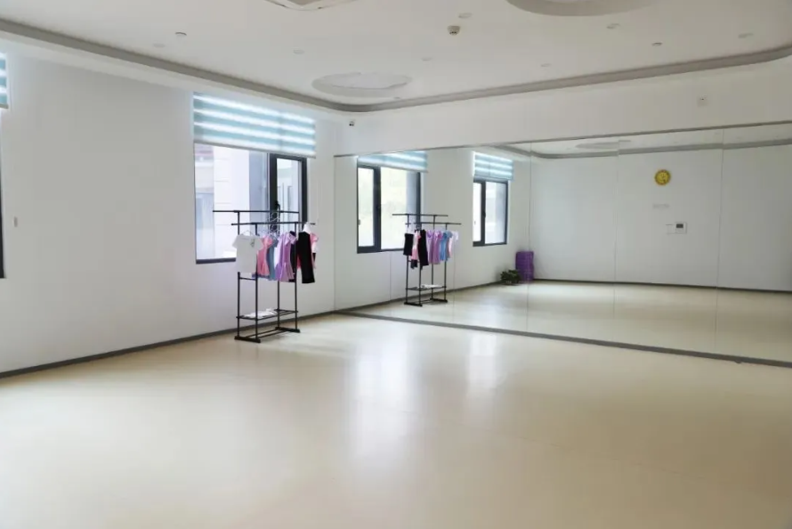 1-240ZG006345B 兰科博弈(RankBet)有限公司官网